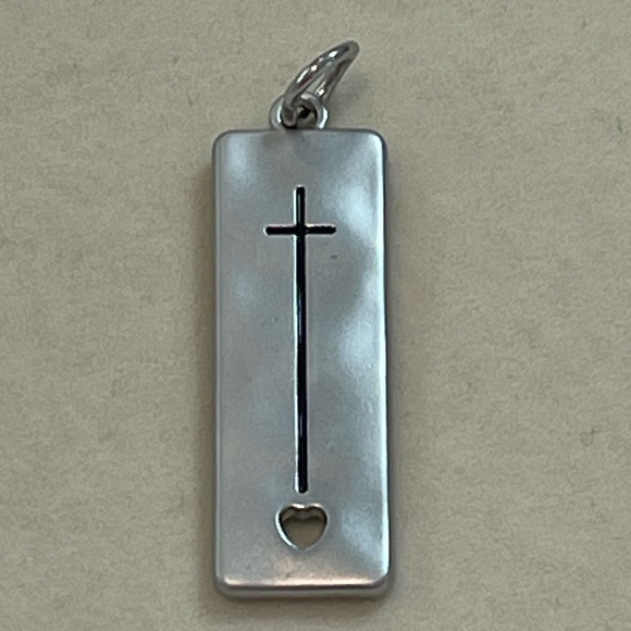 Pendant Long Cross & Hope Cutout Heart Charm - Picture 5 of 7
